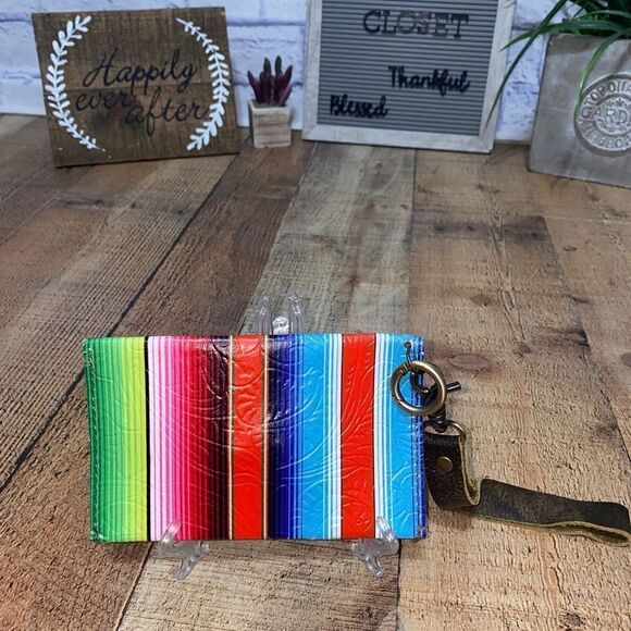 Leather serape wristlet upcycled - Picture 6 of 12